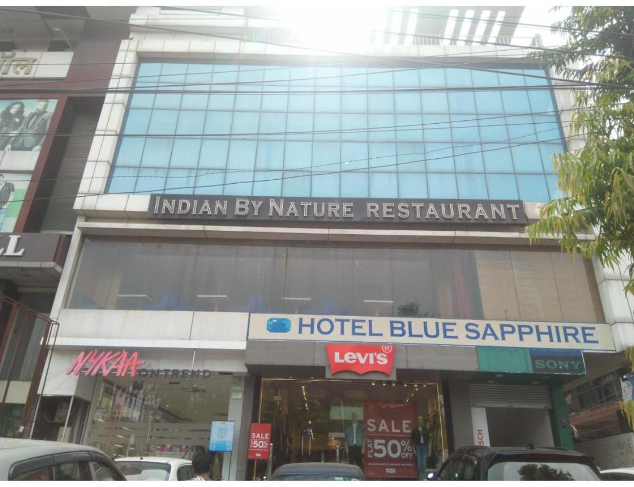 Hotel Blue Sapphire, Agra อัครา ภายนอก รูปภาพ